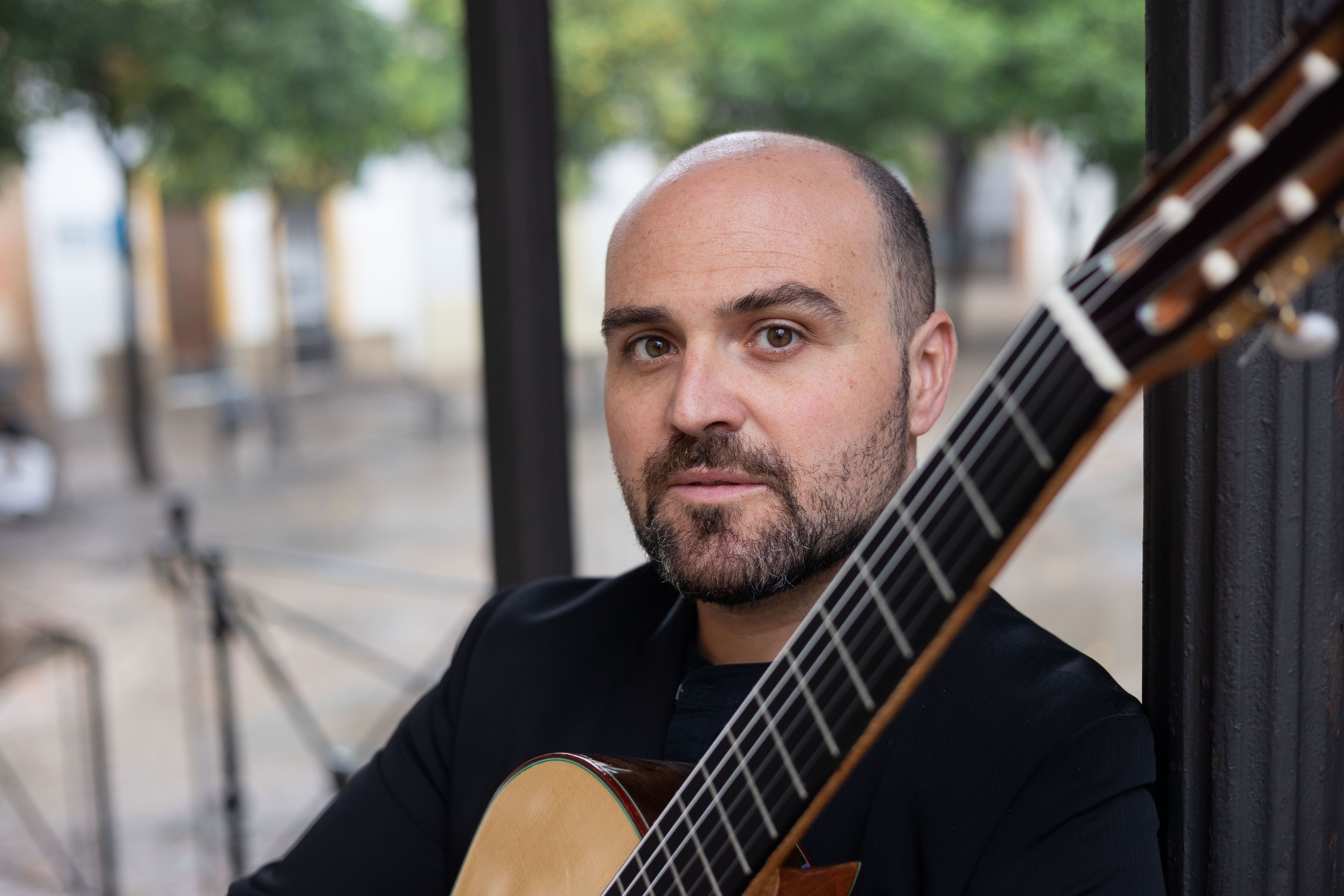 SANTIAGO LARA GUITARRISTA 3