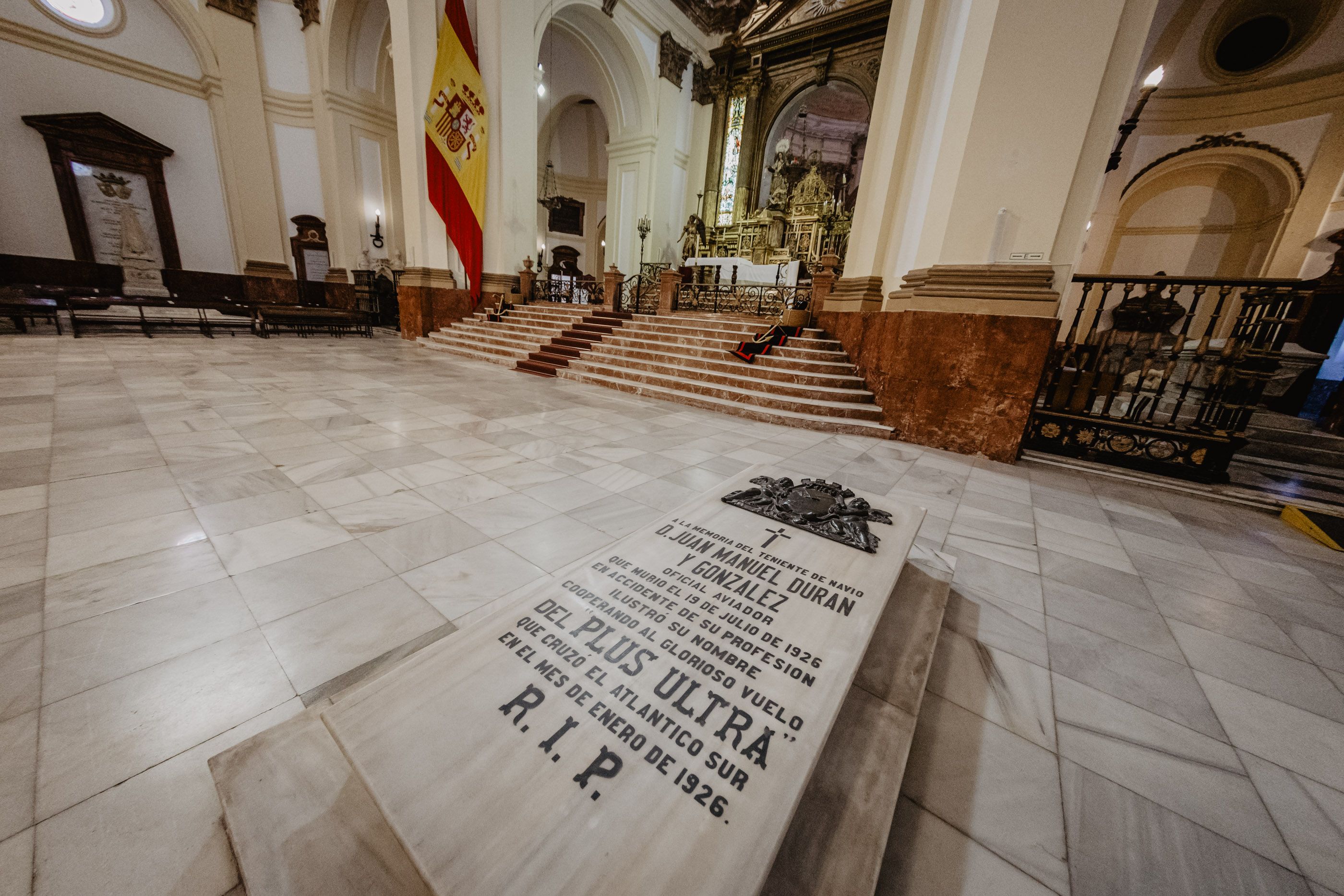 Tumba del aviador jerezano Juan Manuel Durán y González.