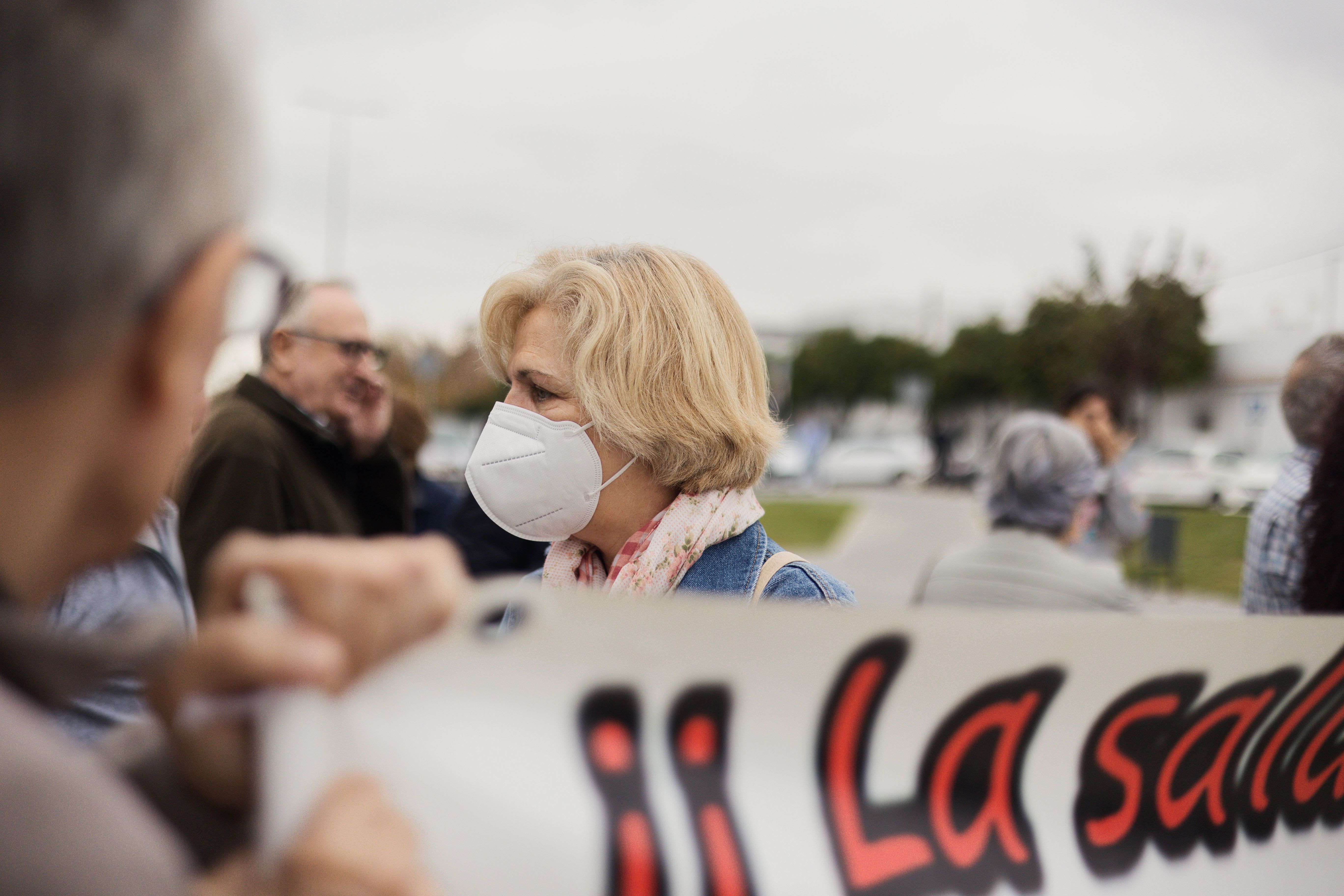 Pilar junto a sus compañeros de la Marea de Pensionistas de Jerez.