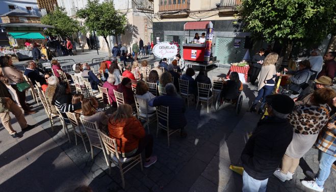 Público asistente al evento de Gemelas al Jerez.