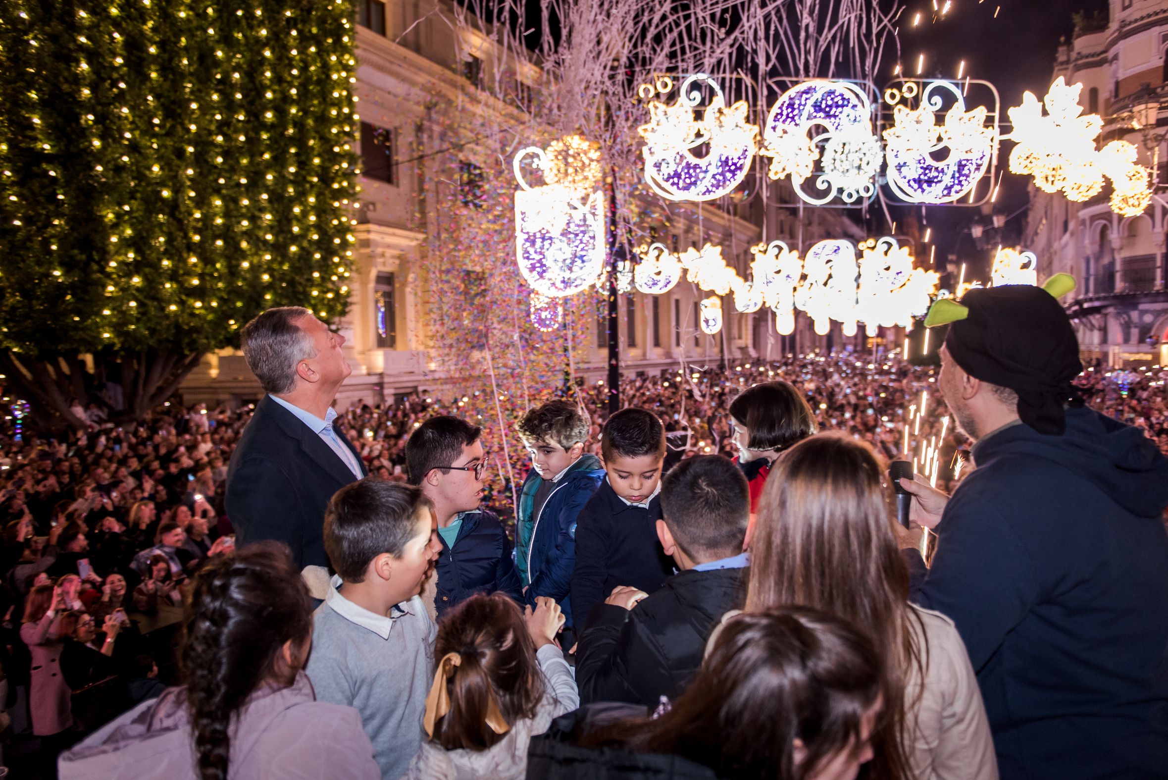El momento del encendido del alumbrado