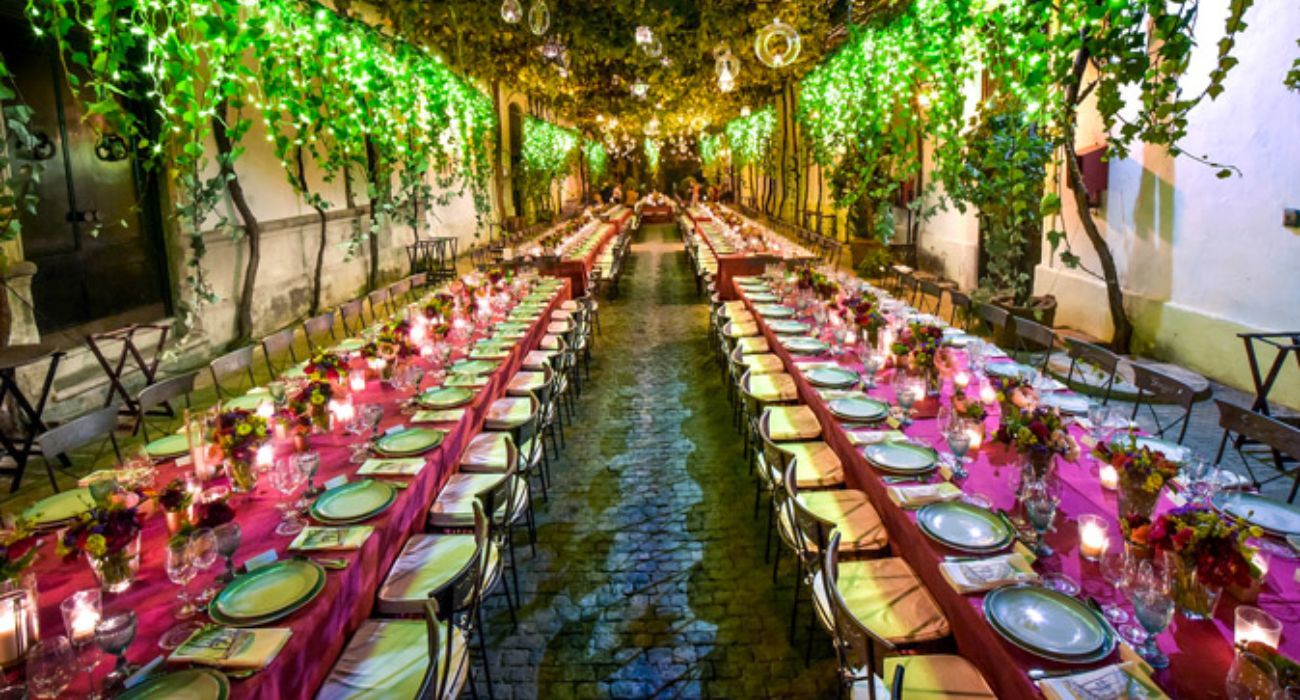Todo preparado para un banquete en la bodega González Byass donde iban a celebrar el convite Juan Ortega y Carmen Otte.