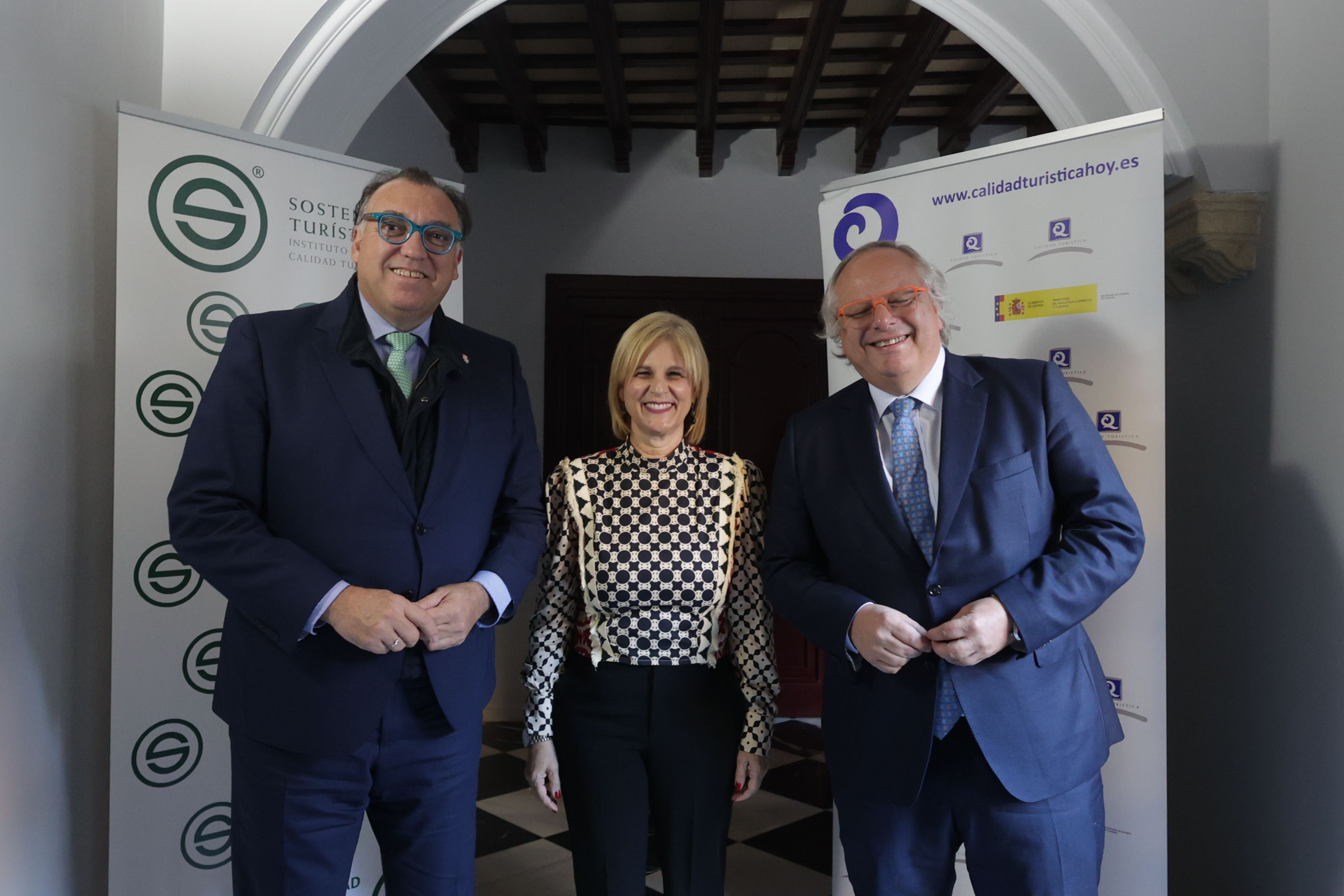 Arturo Bernal, María José García-Pelayo y Miguel Mirones.