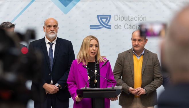 DESAYUNO DIPUTACIÓN DE CADIZ 18   Almudena Marina Martínez del Junco   Francisco Javier Vidal Pérez