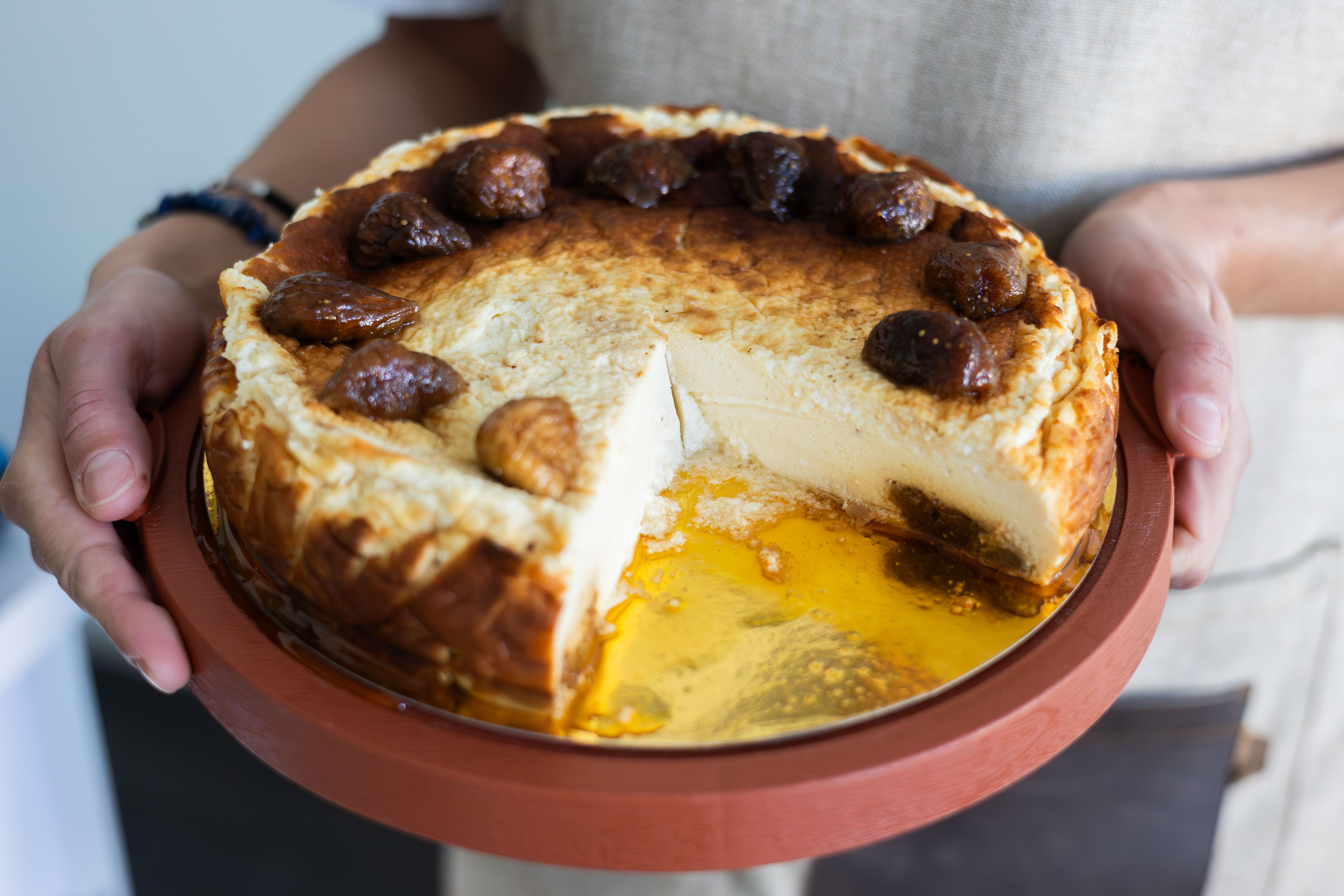 Tarta de queso con higos.