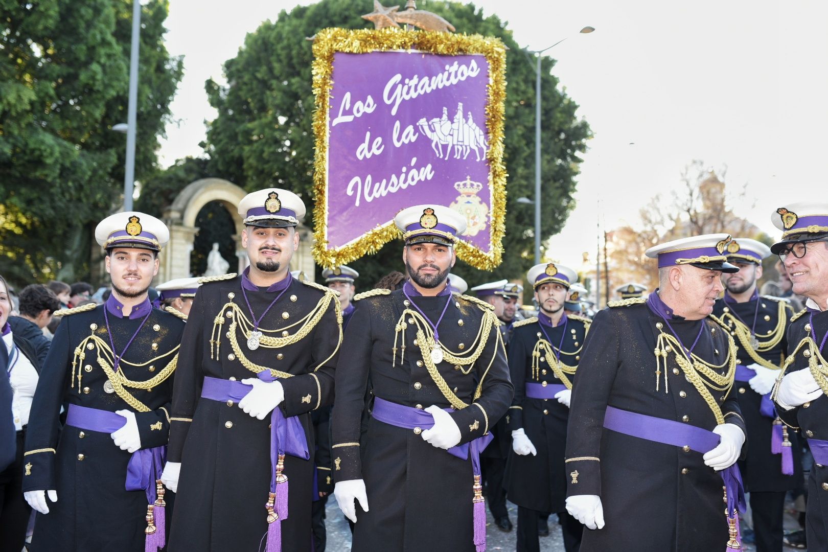 Salida de la cabalgata de los Reyes Magos en Sevilla.