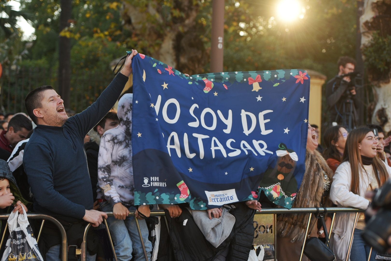 Salida de la cabalgata de los Reyes Magos en Sevilla.