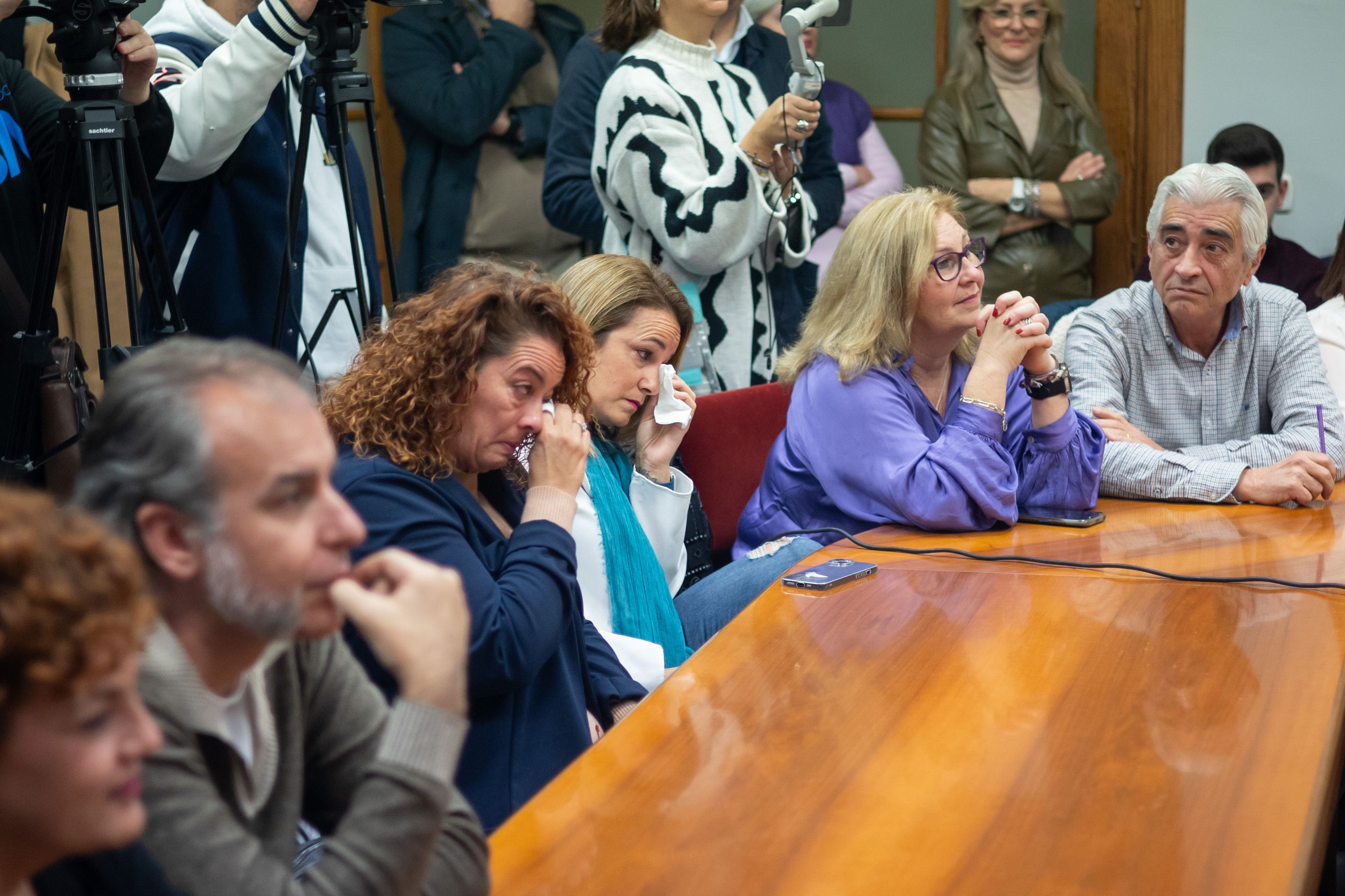 Imágenes de la firma del convenio entre el Ayuntamiento de Jerez y las trabajadoras de Ayuda a Domicilio