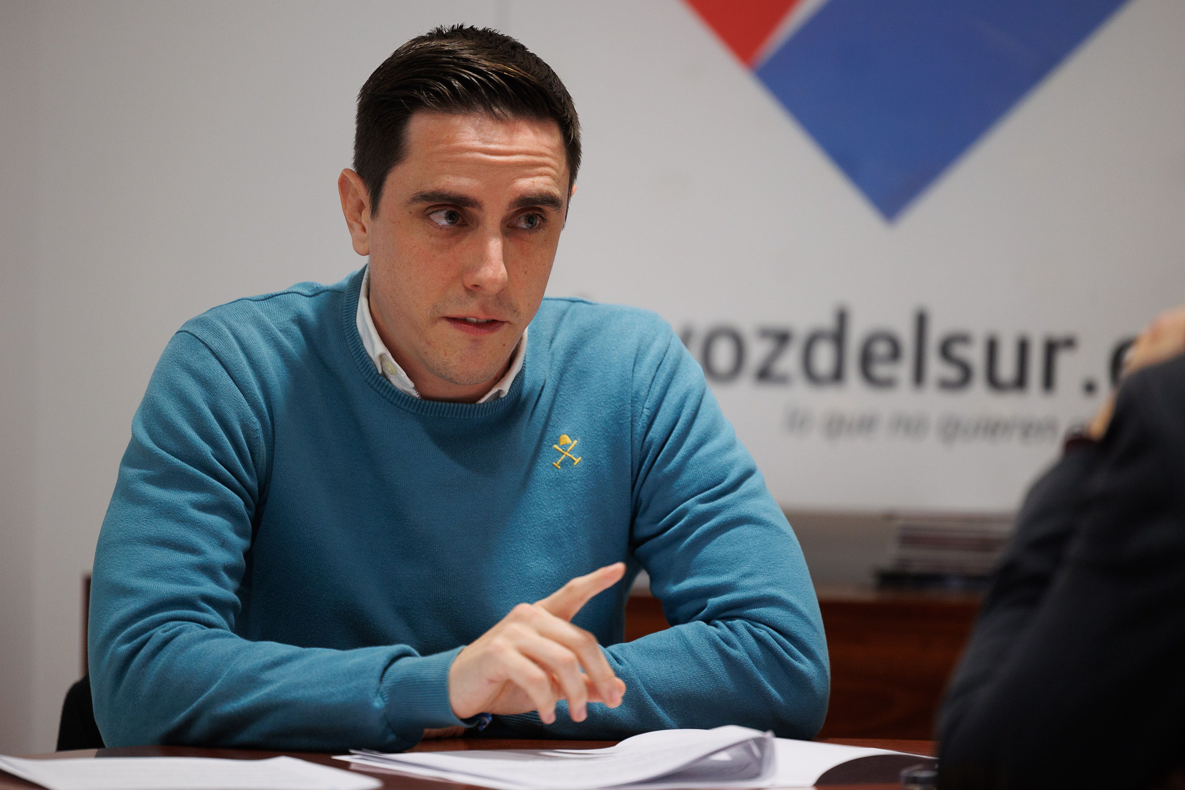 Jaime Espinar, responsable de políticas medioambientales en el Ayuntamiento de Jerez, en el transcurso de una entrevista concedida a lavozdelsur.es, este viernes en la redacción de este periódico.
