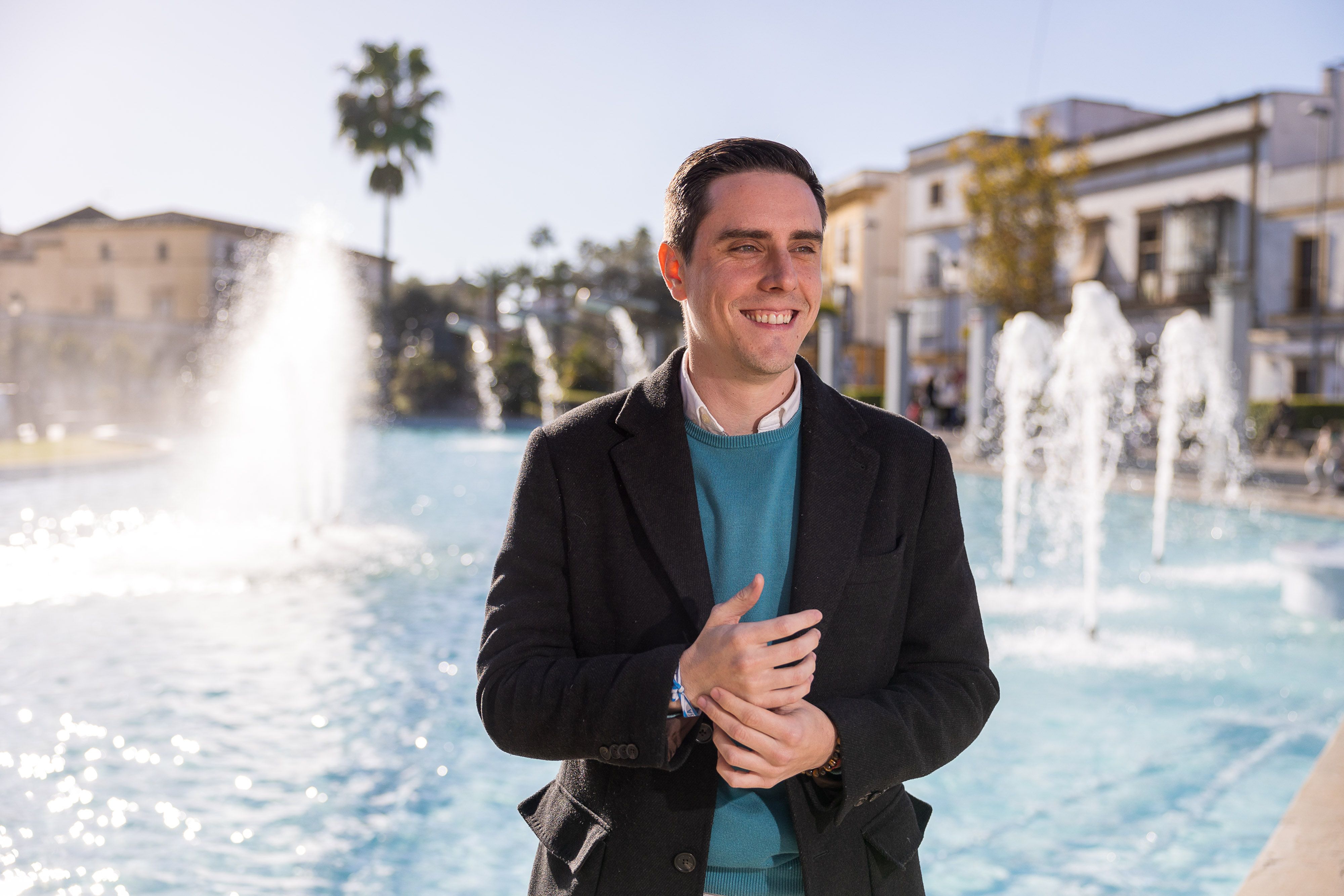 Jaime Espinar, el 'superdelegado' del gobierno de Jerez, ante la fuente del Mamelón, este pasado viernes, tras la entrevista concedida a lavozdelsur.es.