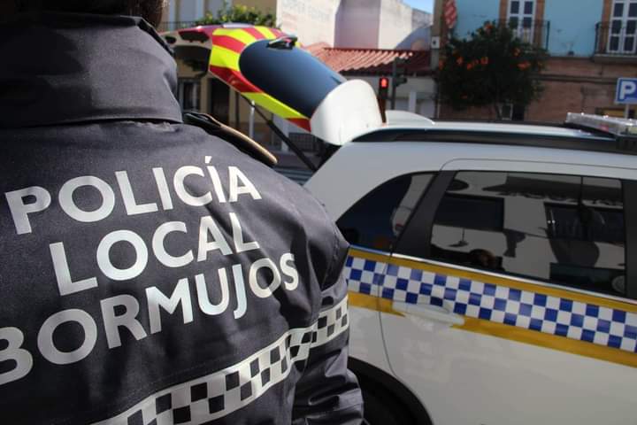 Un agente de la Policía Local de Bormujos, en una imagen de archivo.