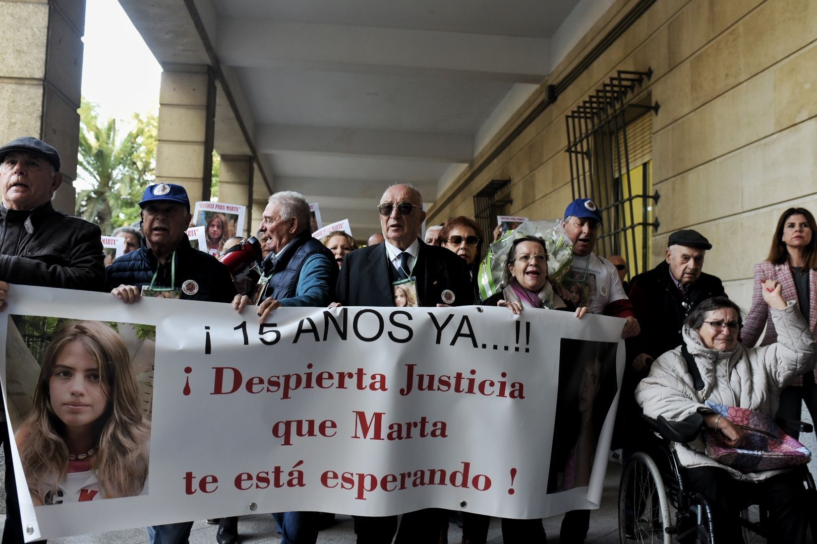 ABUELO MARTA DEL CASTILLO MANIFESTACIÓN