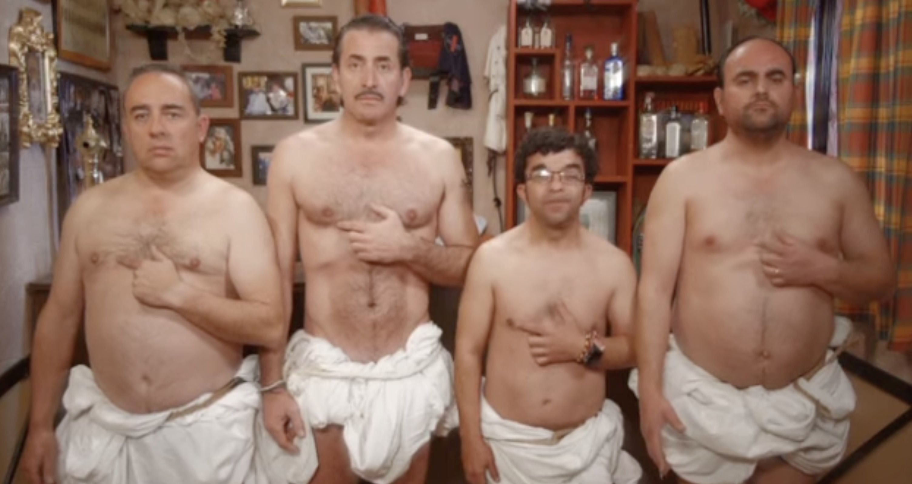 El Palermasso parodia como anticipo de su novena temporada el cartel de la Semana Santa de Sevilla de 2024 El Palermasso parodia como anticipo de su novena temporada el cartel de la Semana Santa de Sevilla de 2024