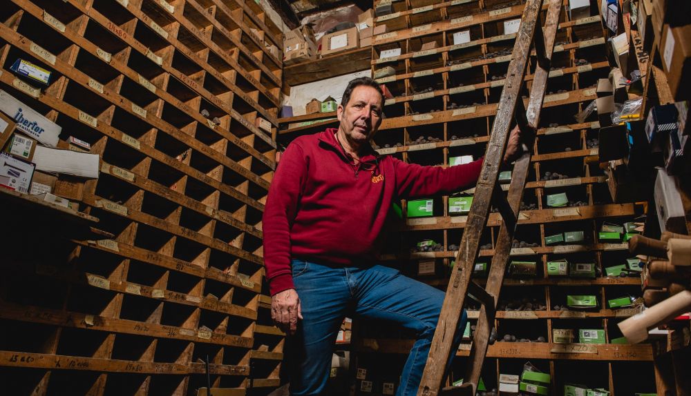 La ferretería de Arahal de más de un siglo, en imágenes