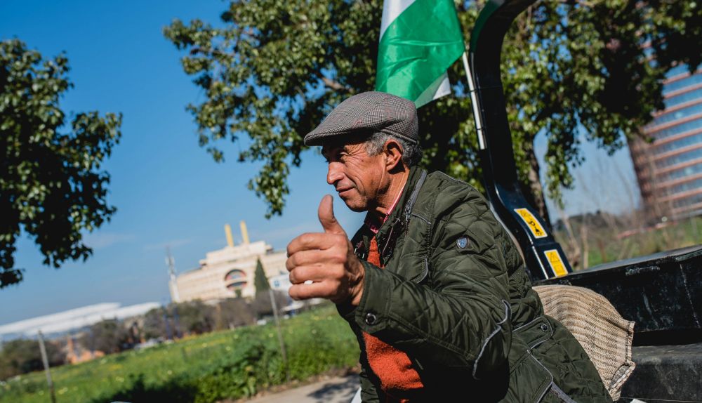 TRACTORADA PROTESTA AGRICULTORES PUENTE PATROCINIO TORRE SEVILLA TORRE PELLI SEVILLA 6 FEBRERO 2024 51