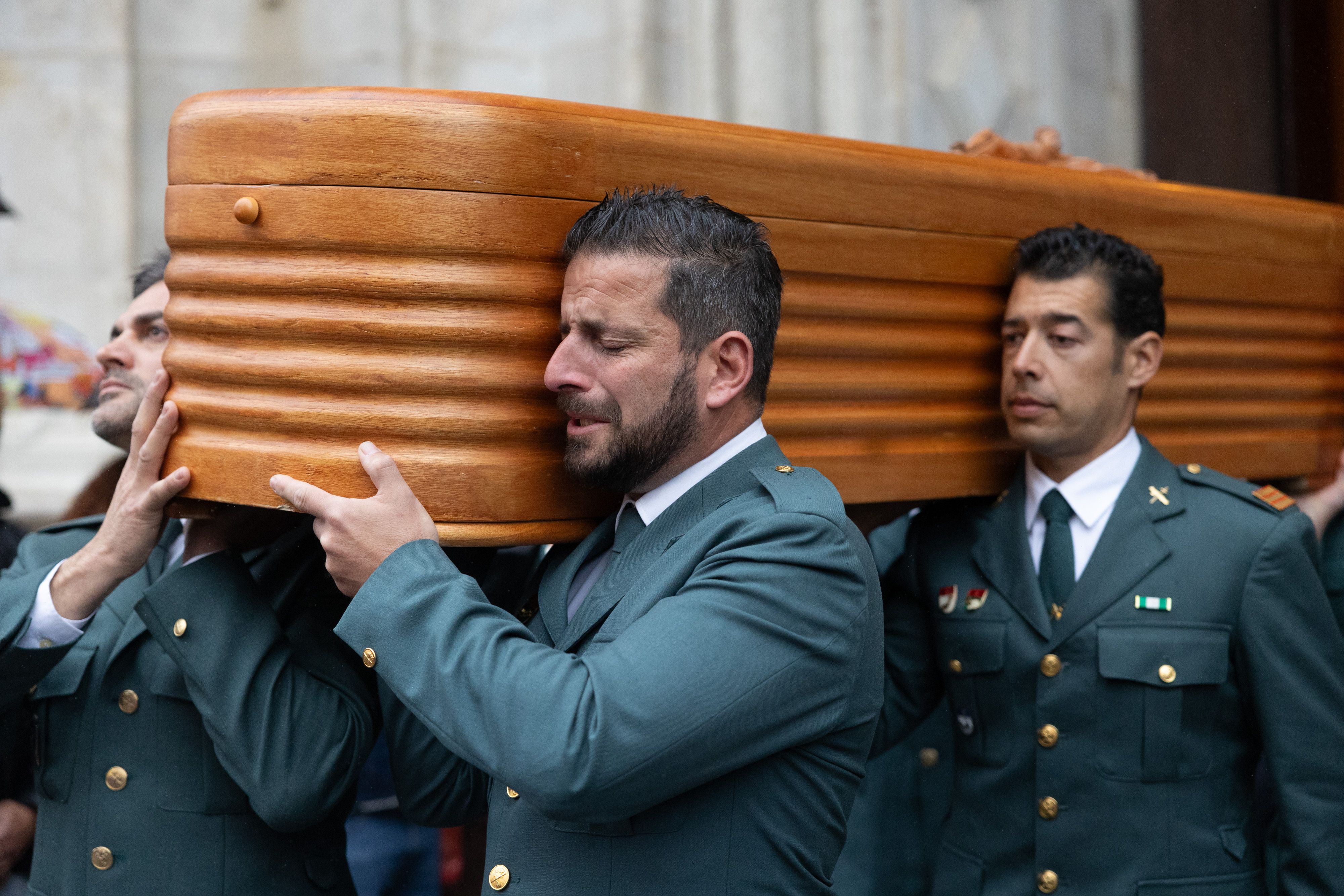 Un momento del funeral de Miguel Ángel, uno de los guardias civiles asesinado en Barbate. Un momento del funeral de Miguel Ángel, uno de los guardias civiles asesinado en Barbate.
