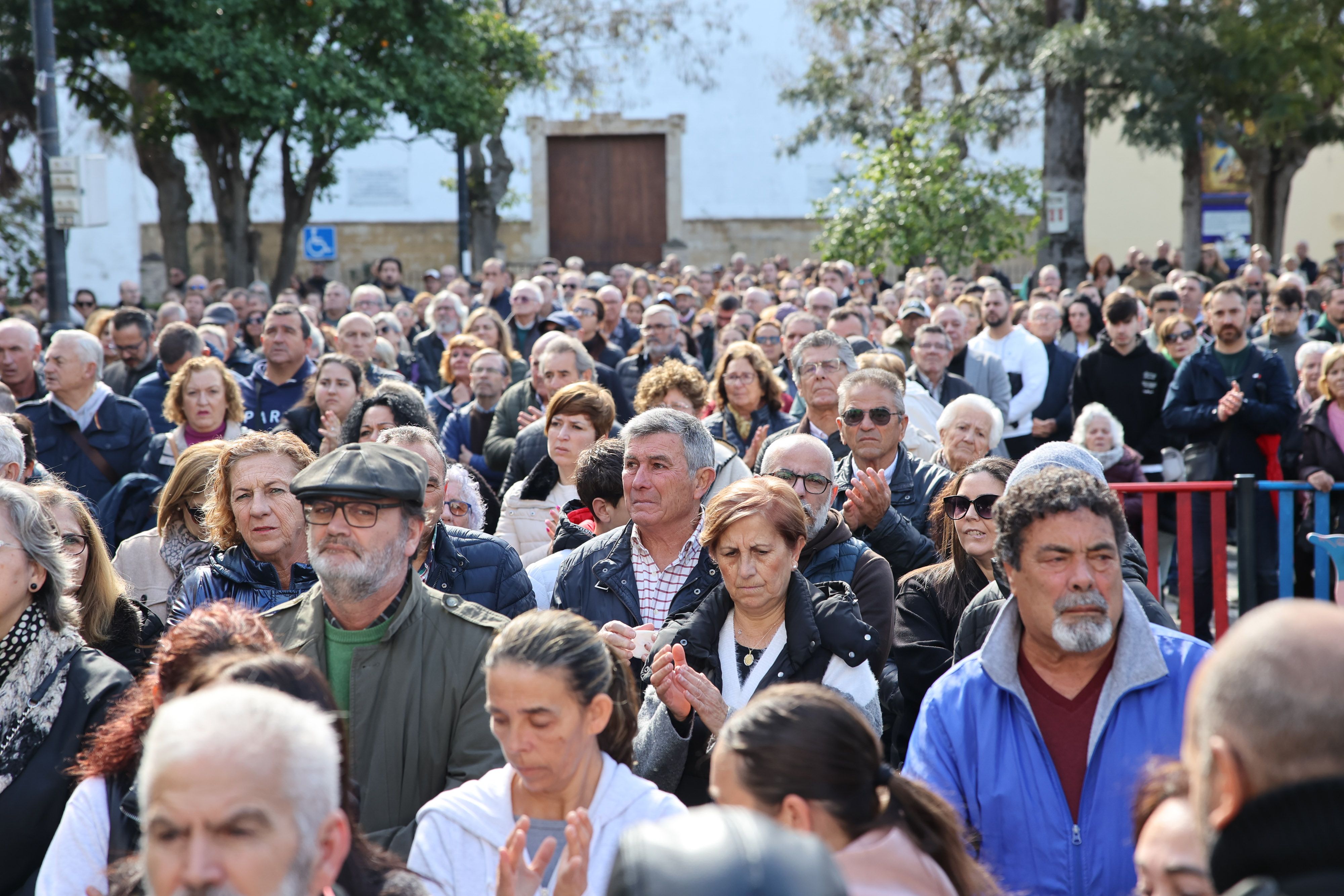 Barbate se echó a la calle el pasado sábado tras el asesinato de los dos guardias civiles.