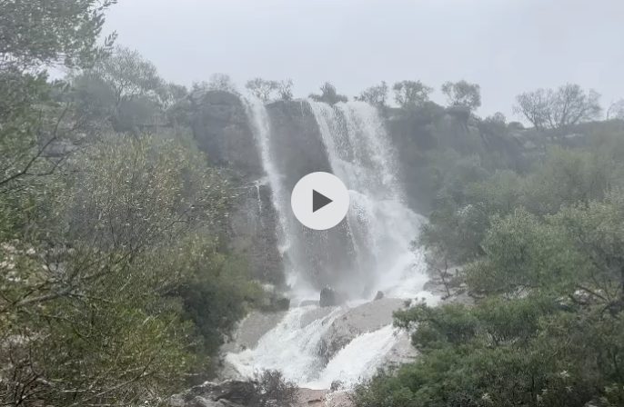 Revienta la mayor catarata de la provincia de Cádiz: 6.890 litros por segundo desde 25 metros de alto.