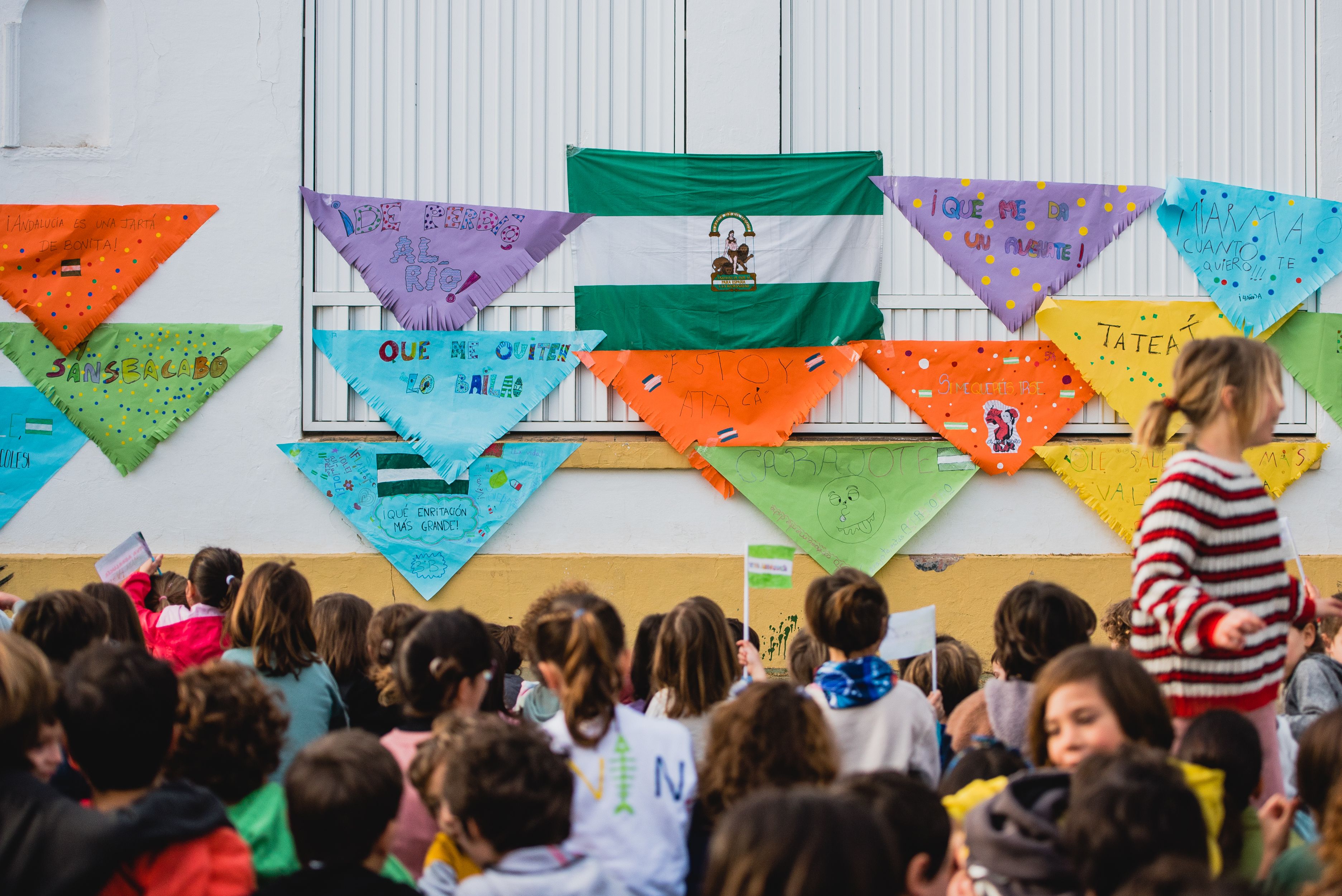 Día de Andalucía en el Colegio Huerta de Santa Marina, en Sevilla. Comienza el periodo de escolarización.