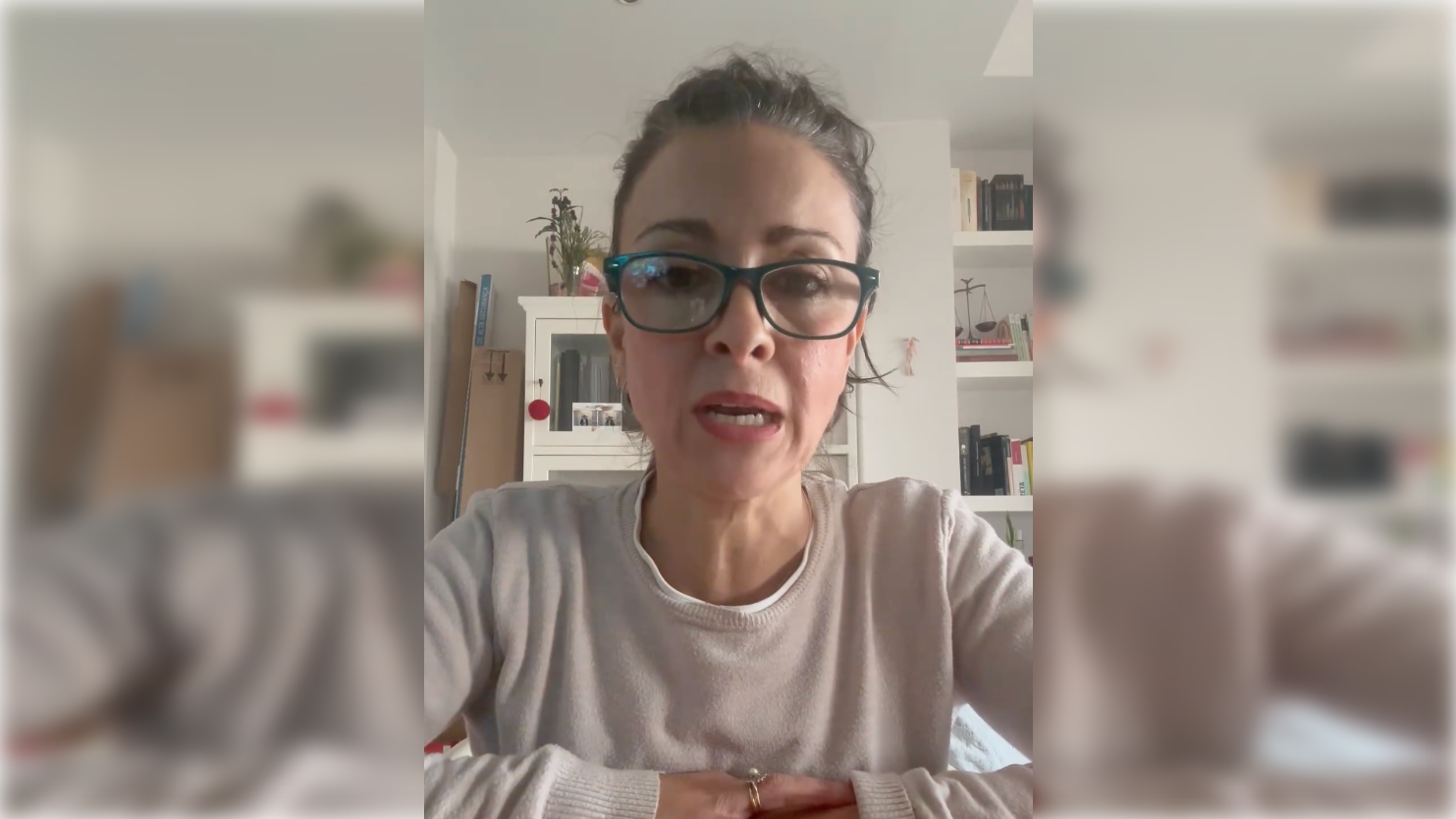 Lidia, docente en la escuela pública, ha denunciado el acoso escolar que sufre su hija. Lidia, docente en la escuela pública, ha denunciado el acoso escolar que sufre su hija.
