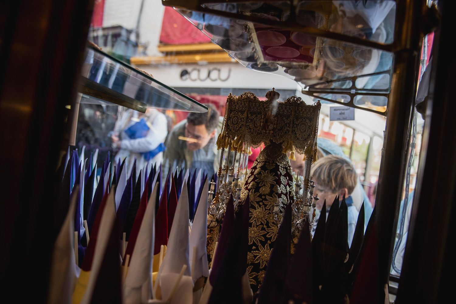 El mundo cofrade vive con expectación la llegada de una Semana Santa que está pendiente del tiempo. El mundo cofrade vive con expectación la llegada de una Semana Santa que está pendiente del tiempo.