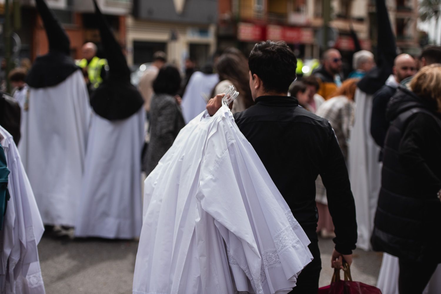 La Sed y El Rosario se quedan con las ganas este Miércoles Santo en Nervión.
