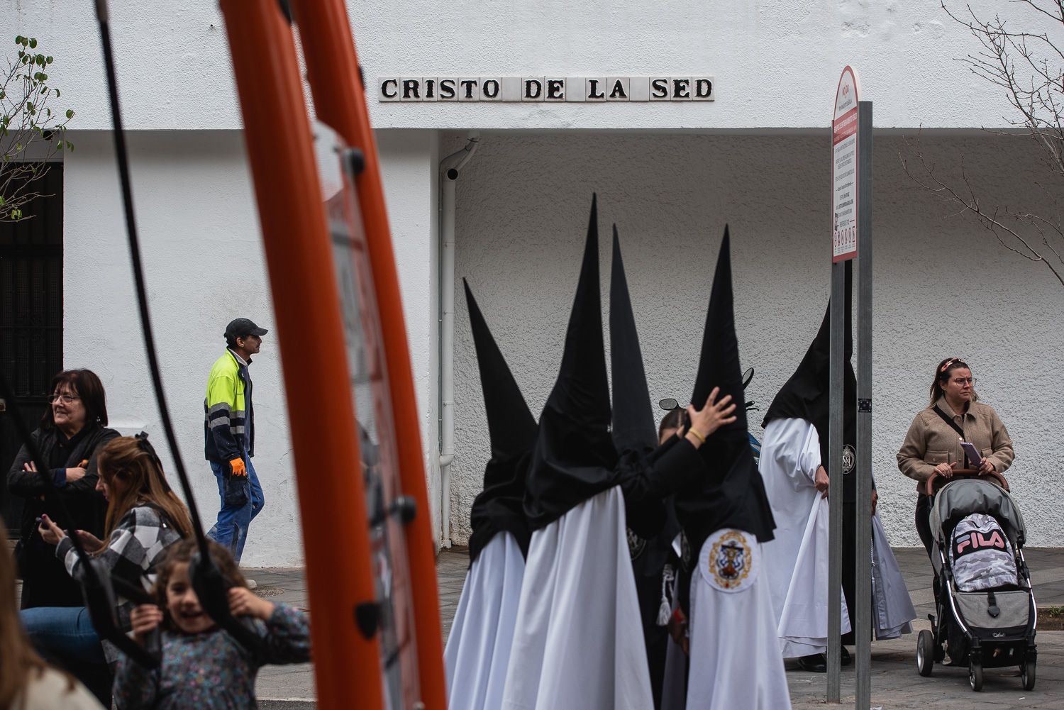 La Sed y El Rosario se quedan con las ganas este Miércoles Santo en Nervión.