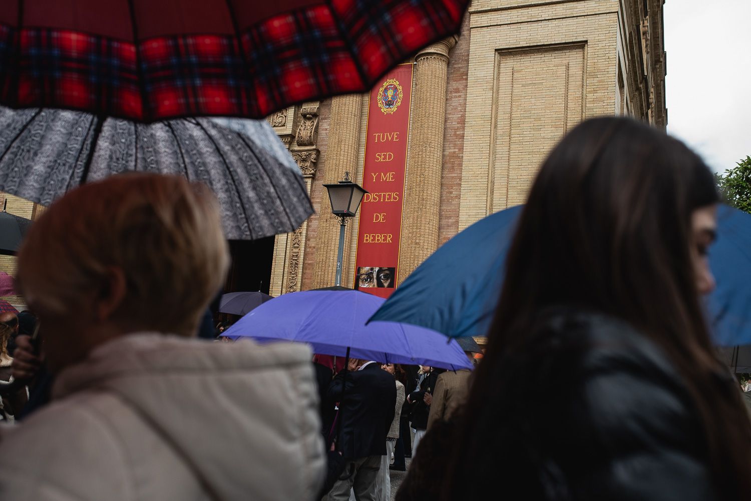La Sed y El Rosario se quedan con las ganas este Miércoles Santo en Nervión.