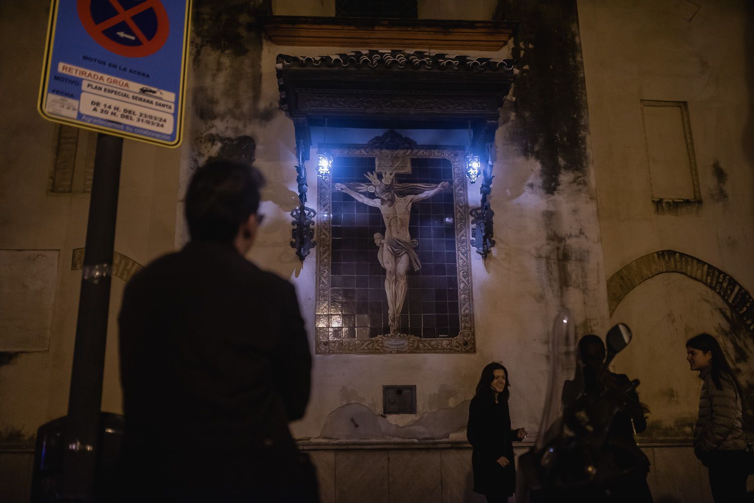 MADRUGÁ SEMANA SANTA SEVILLA 35