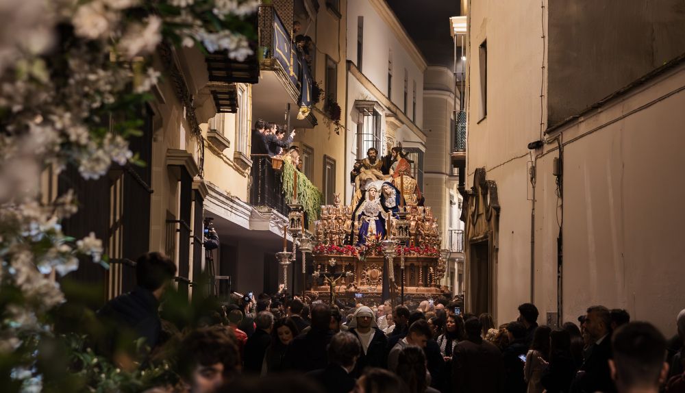 La Mortaja hace su estación de penitencia este Sábado Santo en Jerez 
