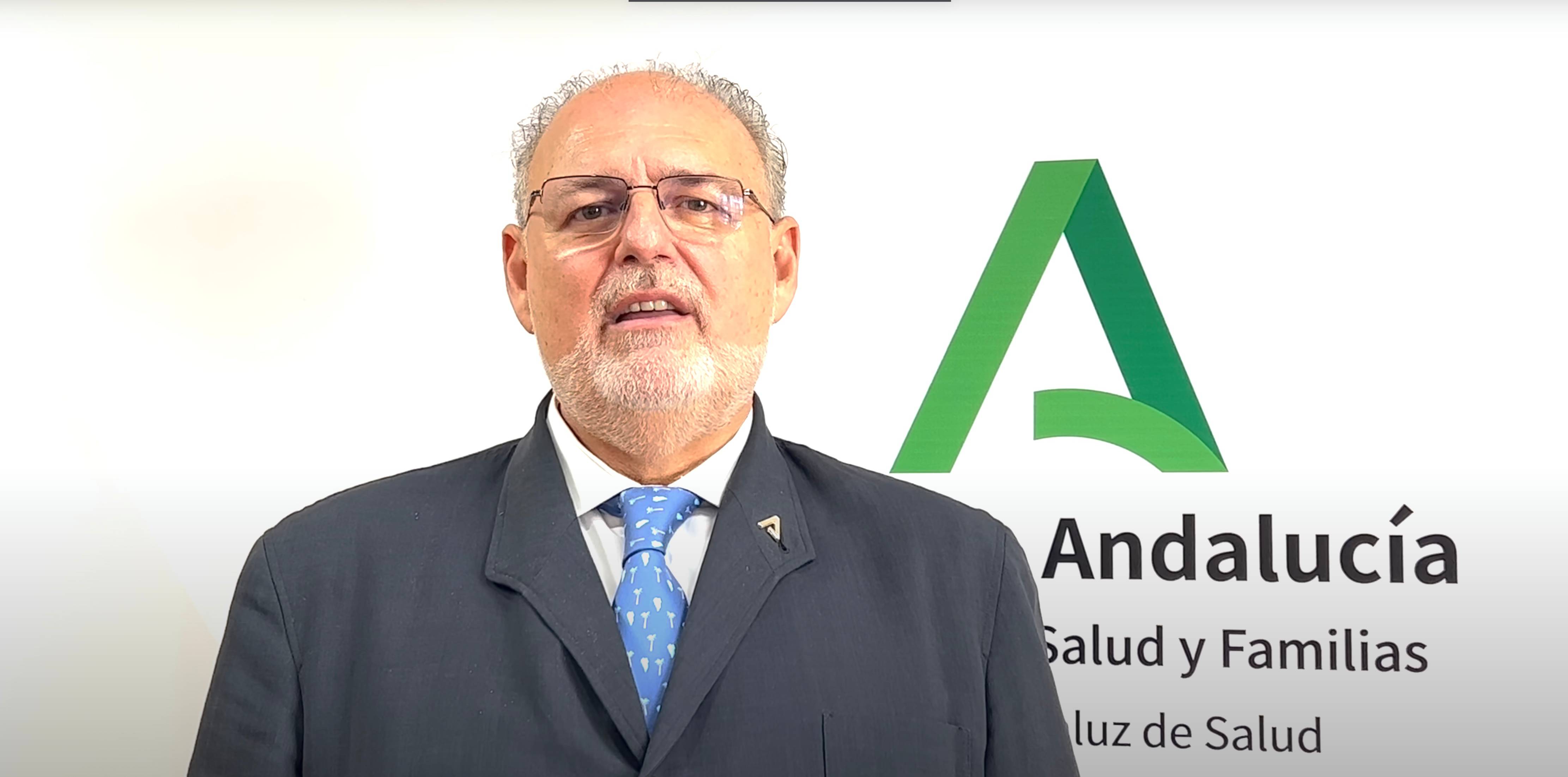 Miguel Ángel Guzmán en un vídeo publicado en redes sociales durante su etapa en la Consejería de Salud de la Junta. Miguel Ángel Guzmán en un vídeo publicado en redes sociales durante su etapa en la Consejería de Salud de la Junta.