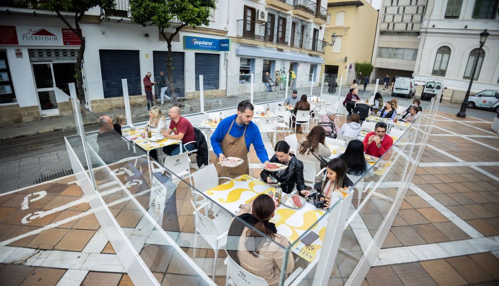 Terraza ubicada frente al Ayuntamiento de El Puerto.
