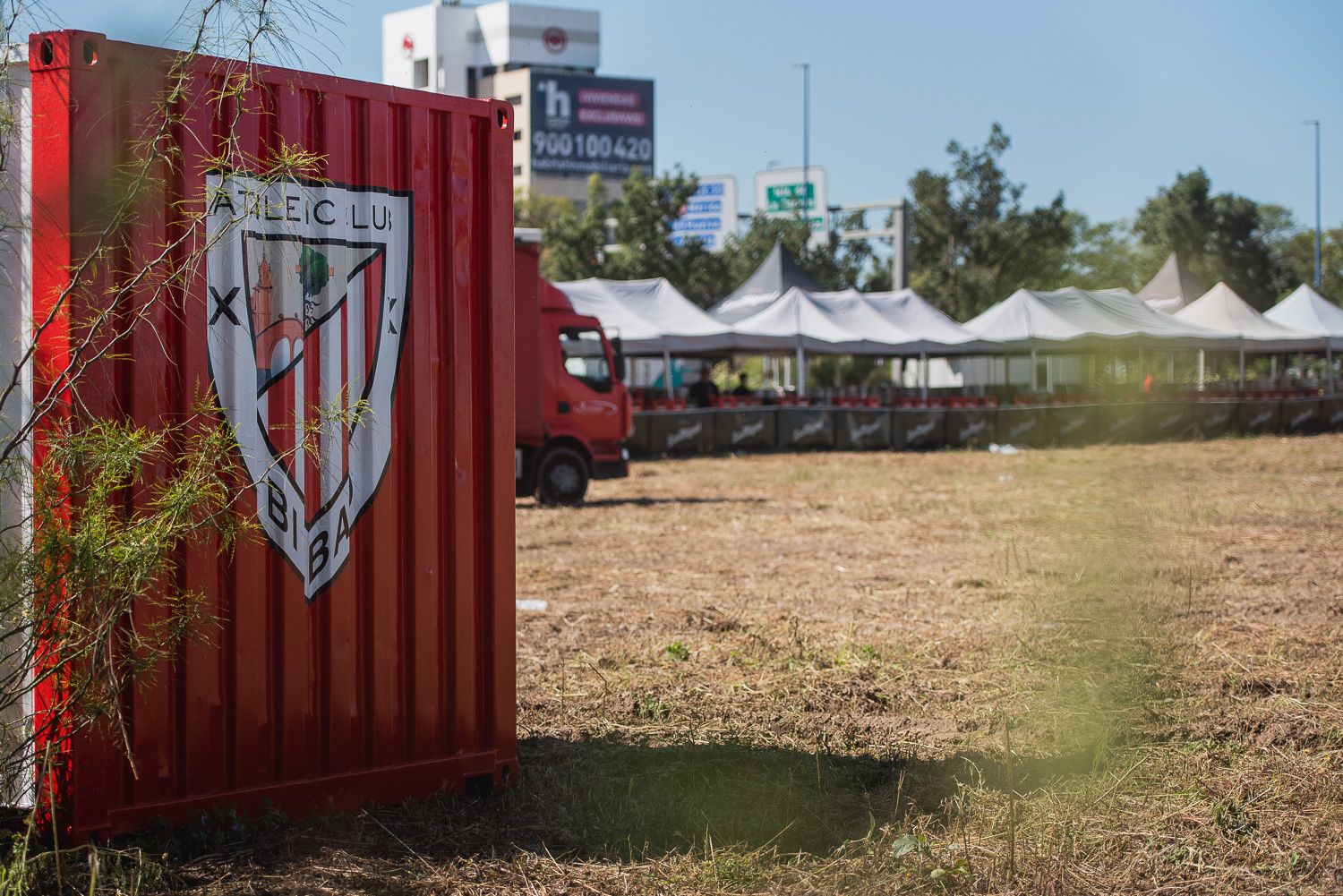 FAN ZONE ATHLETIC FINAL COPA REY 2024 SEVILLA 02