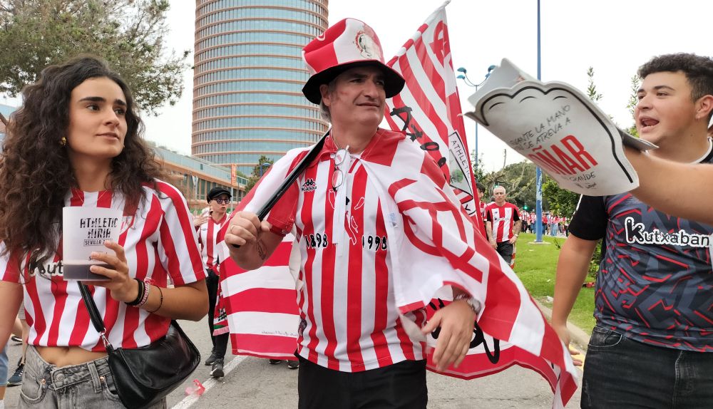 Los seguidores del Ahtletic en Sevilla.