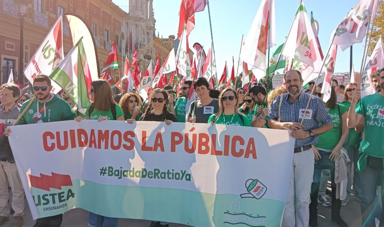 Una manifestación de Ustea en defensa de la educación pública.
