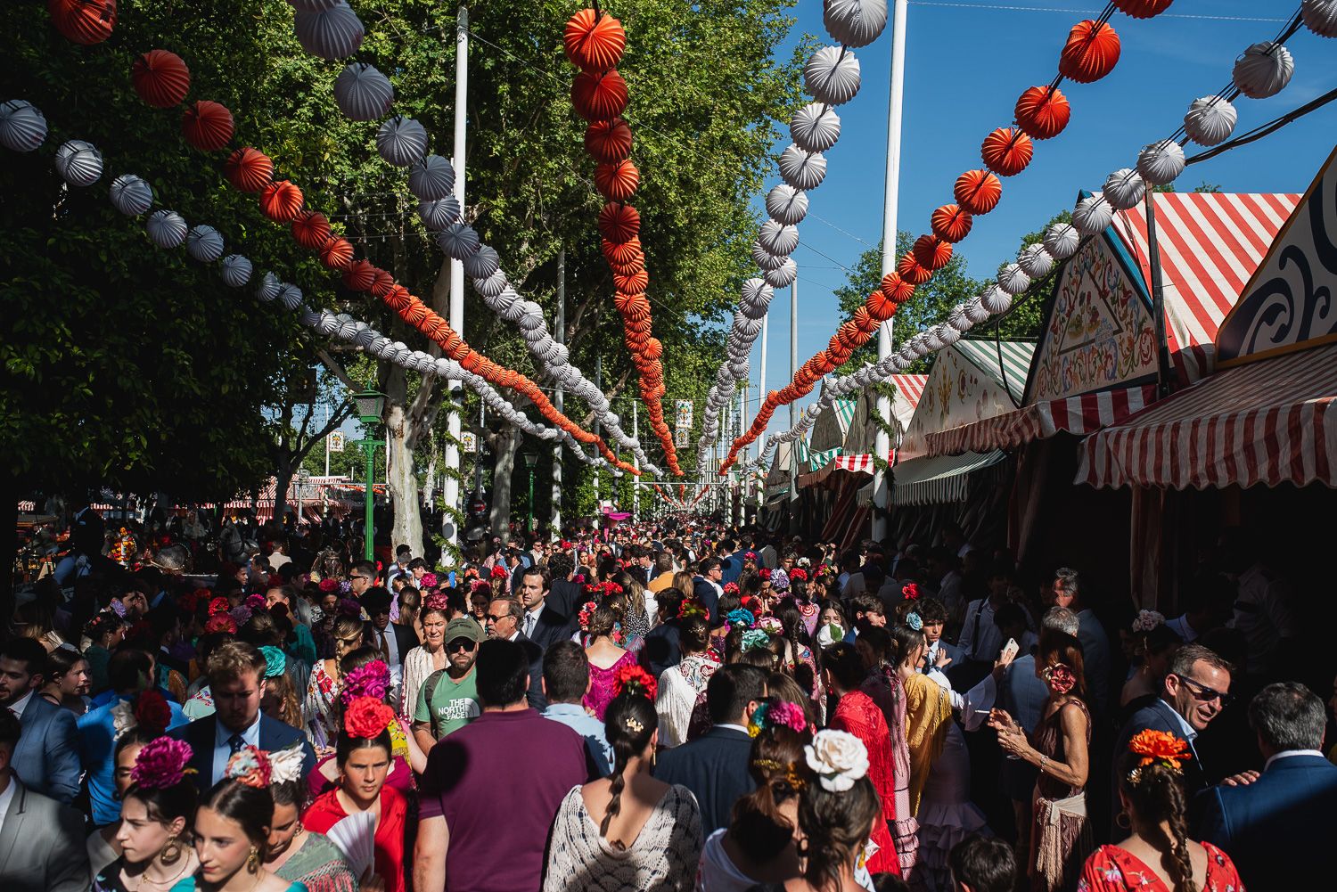 El domingo de la Feria de Sevilla, en imágenes. El domingo de la Feria de Sevilla, en imágenes.