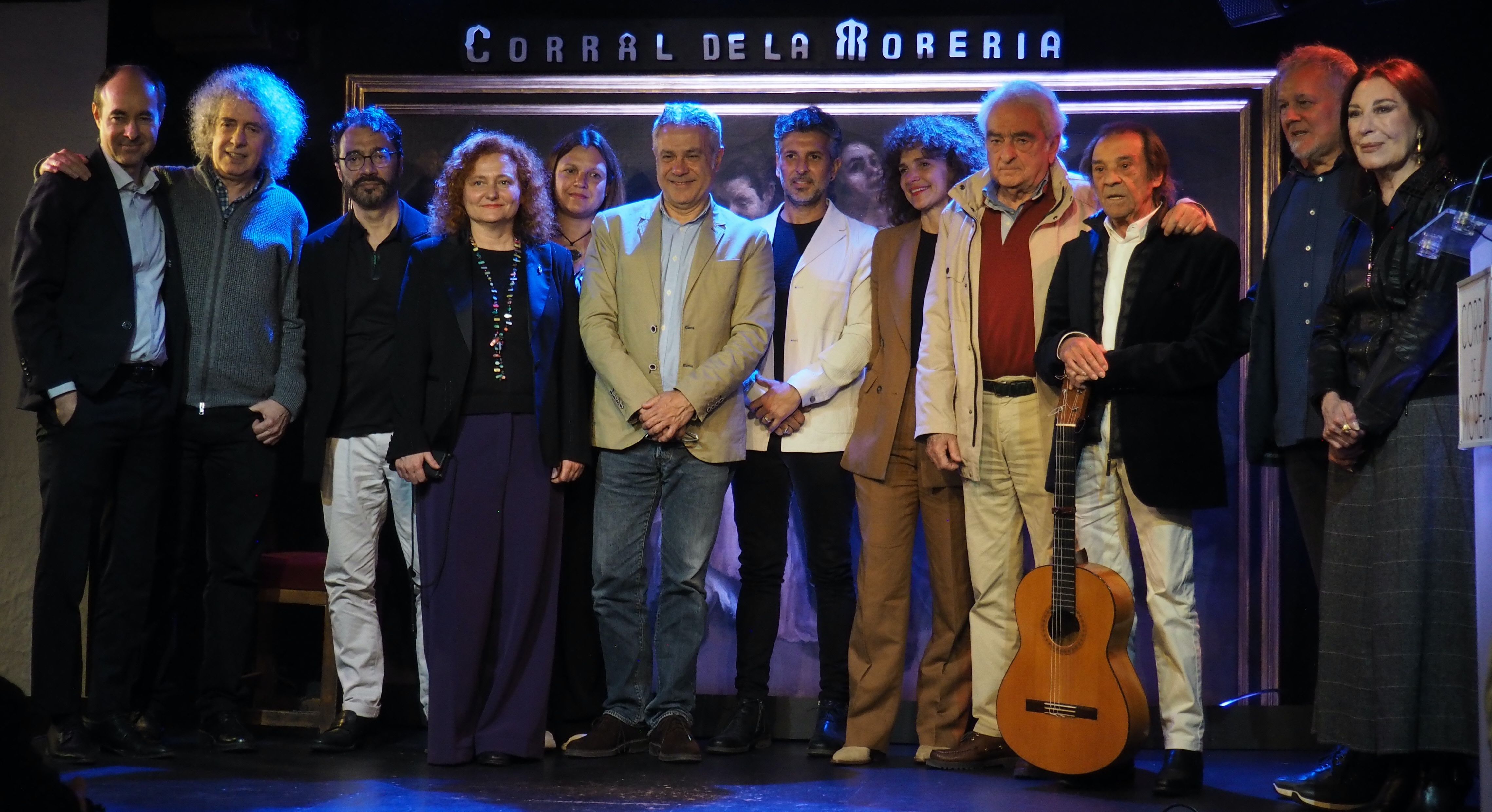 Foto de familia tras la presentación de la segunda edición de Bierzo al Toque.