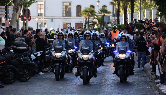 La Policía Nacional ha escoltado a los moteros.