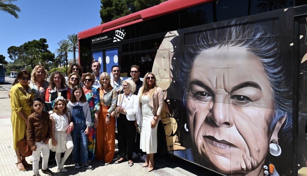 Alcaldesa autobus La Paquera 6 pg