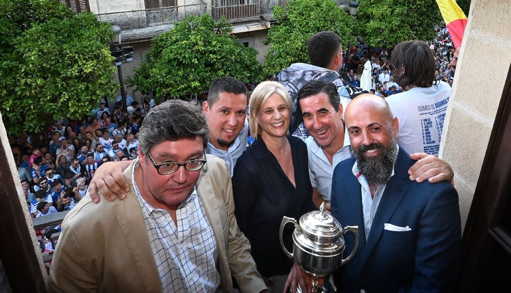 Alcaldesa   Ascenso Xerez CD   12