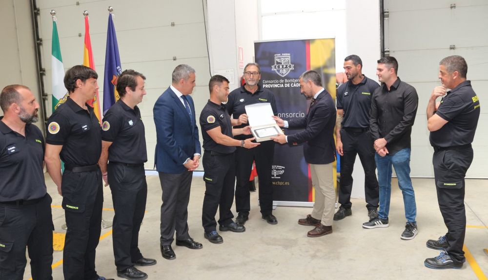 El Consorcio de bomberos reconoce la labor de estos 'héroes anónimos'.