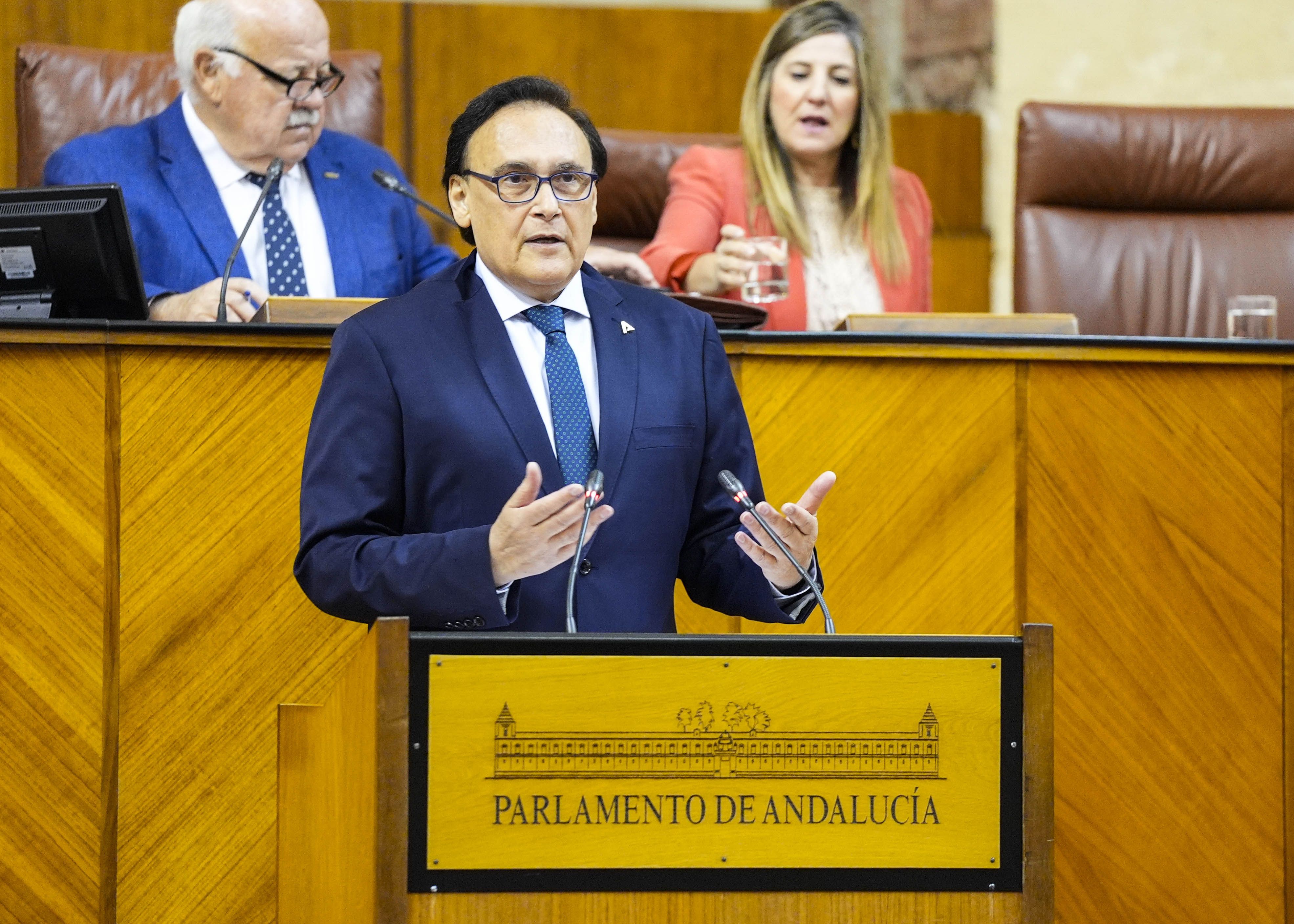 José Carlos Gómez Villamandos, consejero de Universidades.