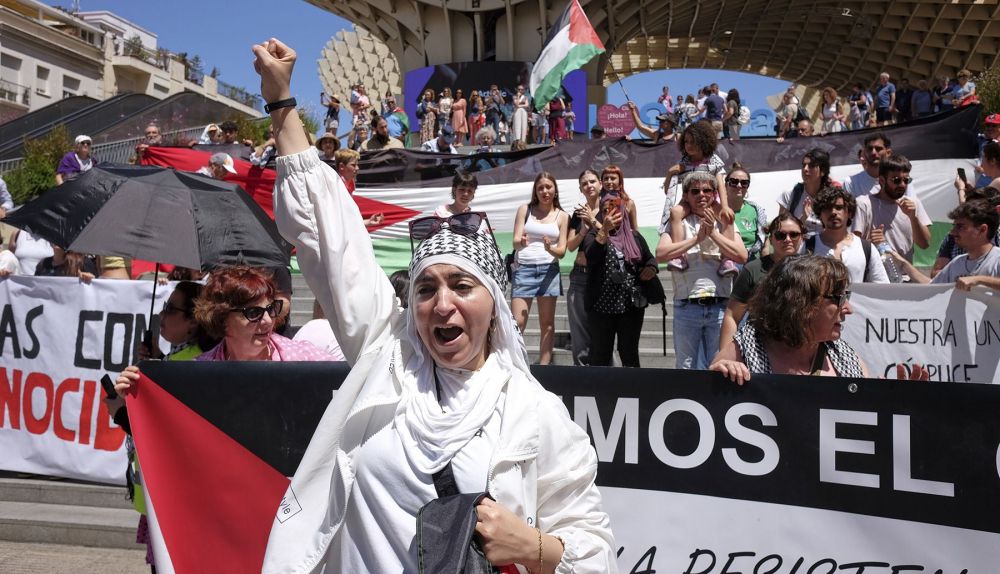 Un momento de la manifestación en Las Setas.