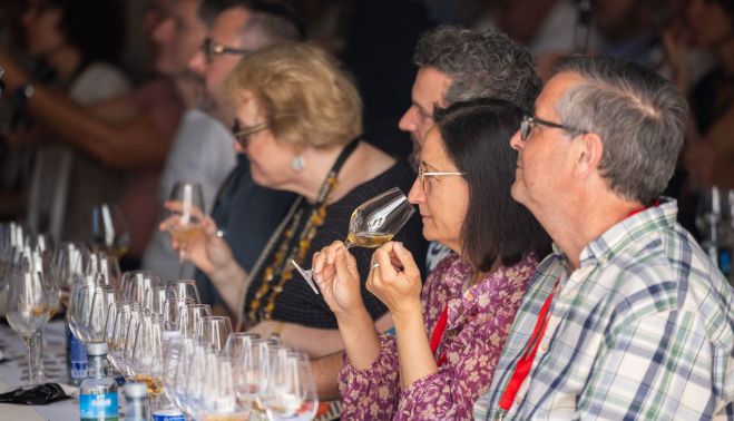 VINOBLE 2024 54 CATAS MEZQUITA