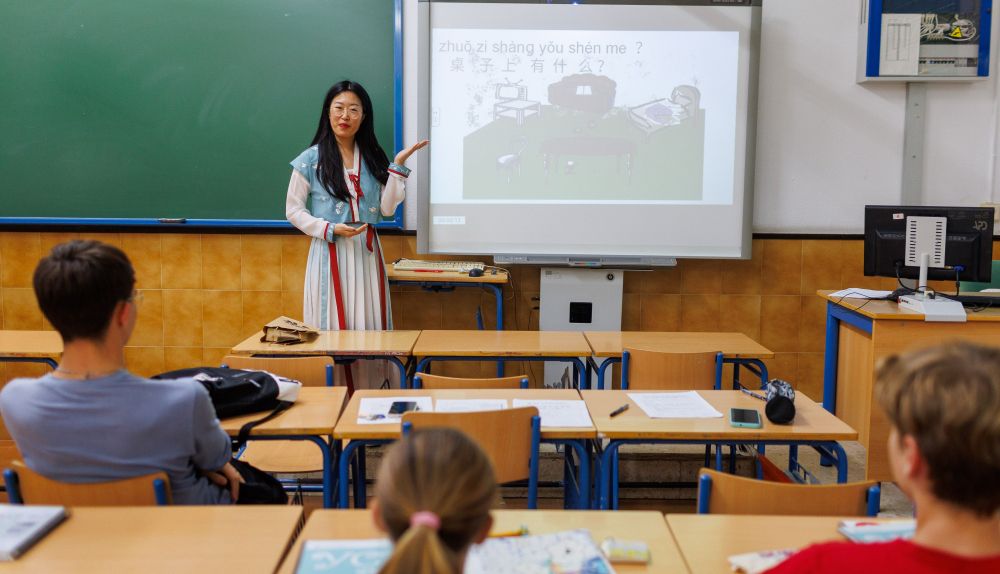 Aula chino confucio Coloma