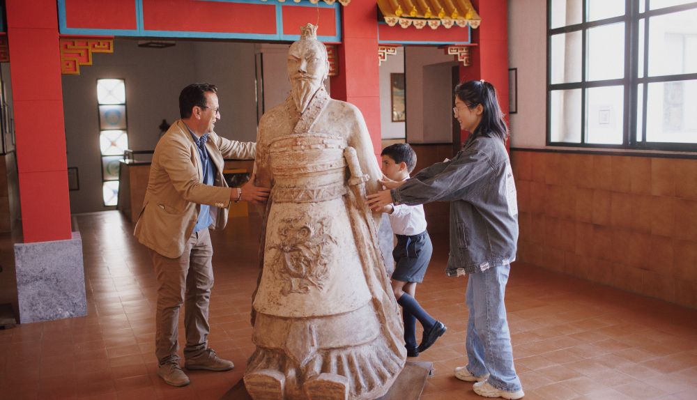 Aula chino confucio Coloma