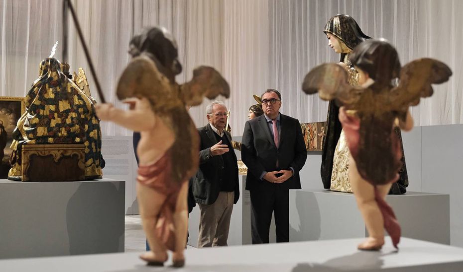 Arturo Bernal, consejero de Turismo, Cultura y Deporte, en el Museo Bellas Artes de Sevilla.