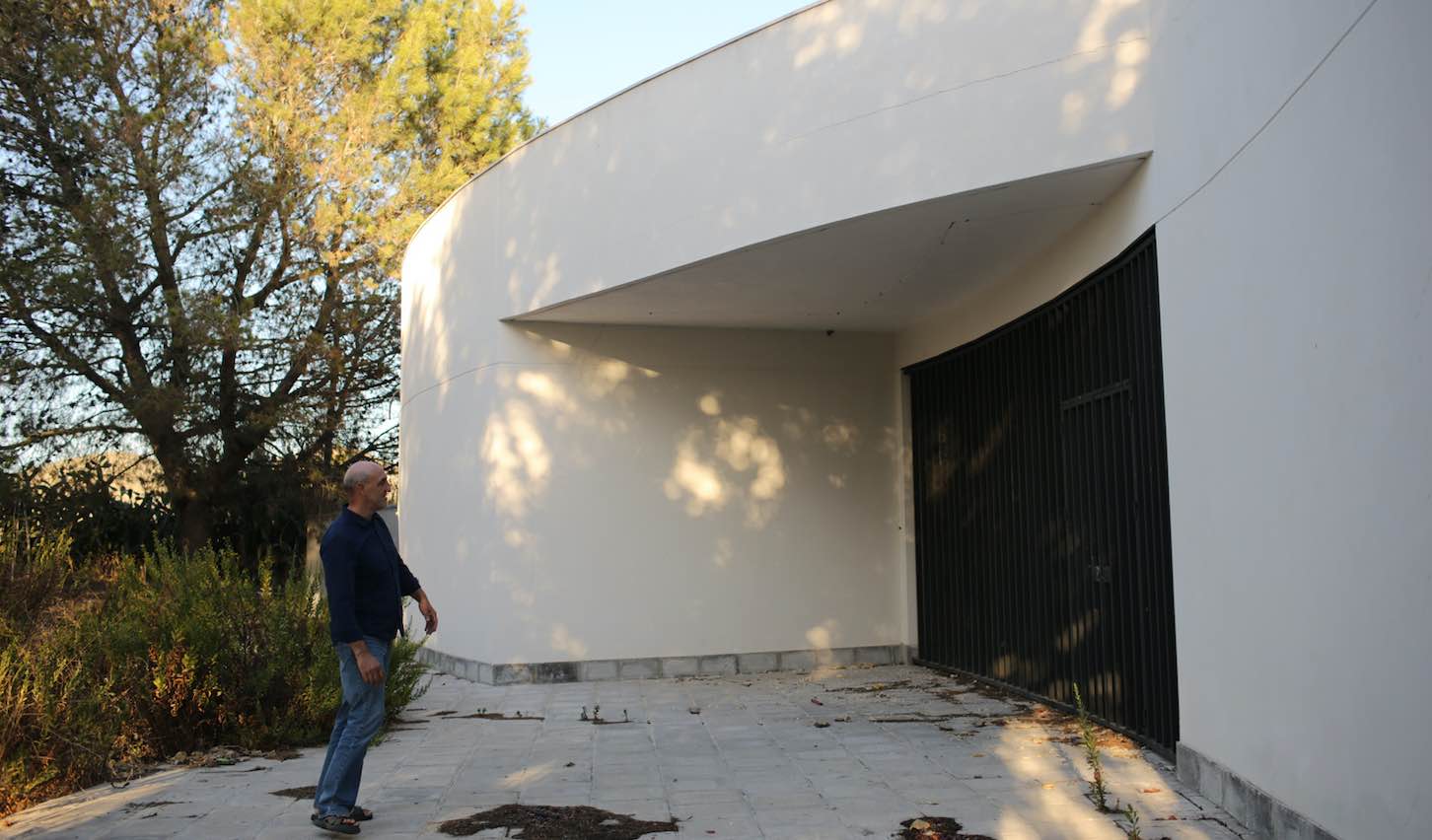 Centro de Interpretación del Guadalete, abandonado, en una visita hace unos años por miembros de Ecologistas en Acción.