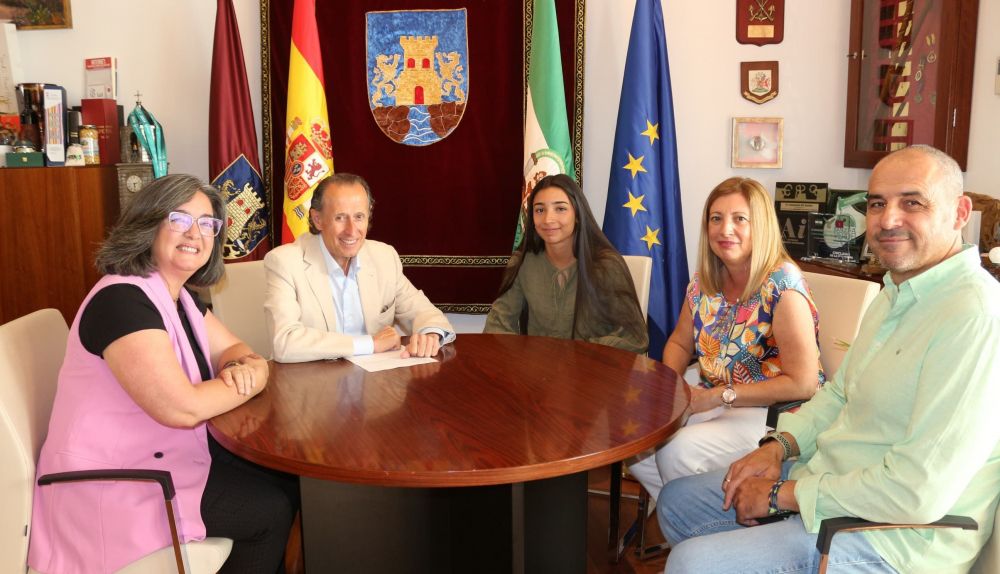 Recepción de Adriana Rodríguez.