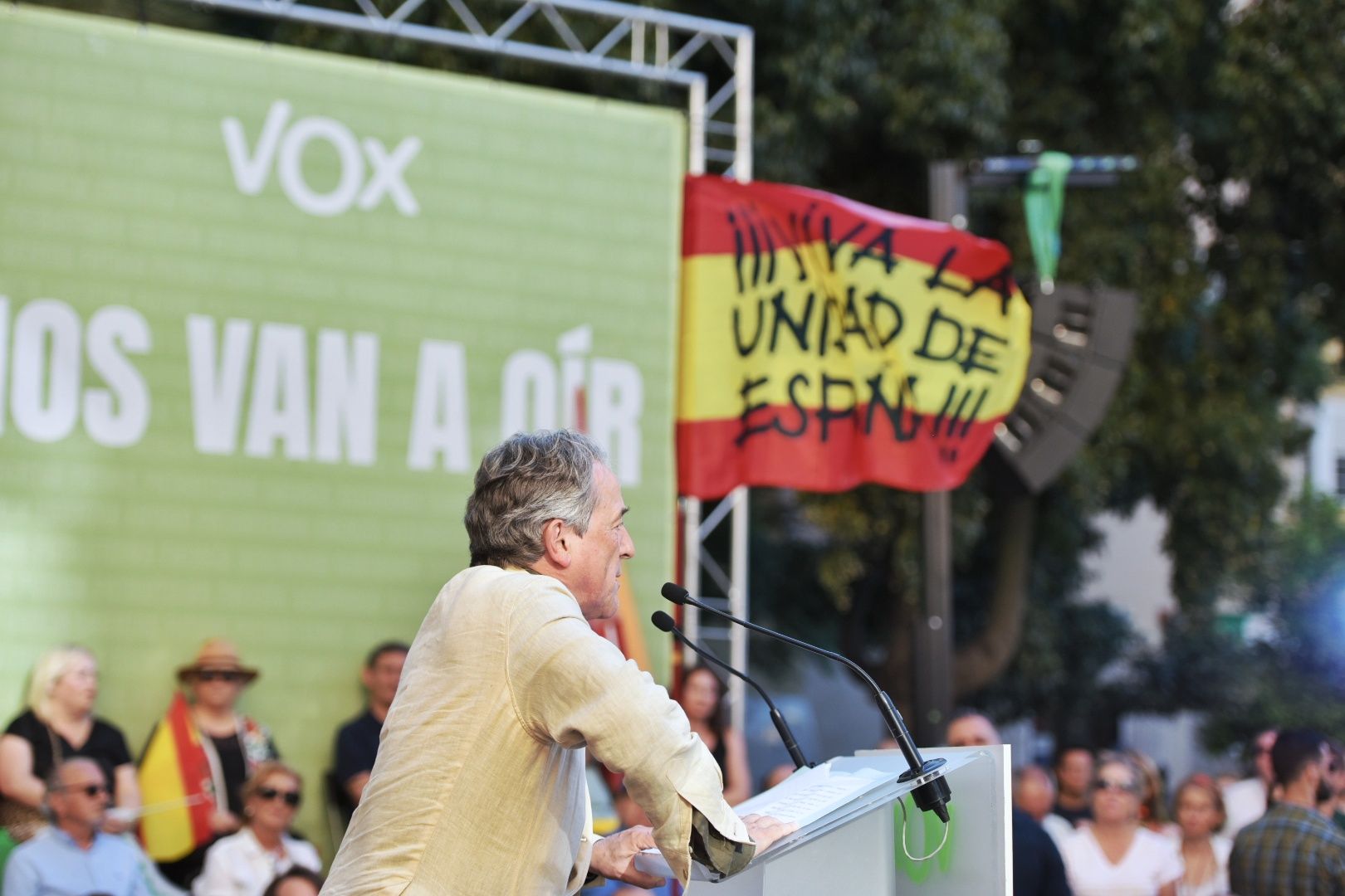 Hermann Tertsch en el acto de Vox en Sevilla.
